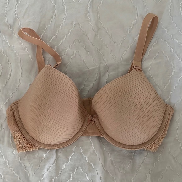 ***MOVED WILL RELIST LATER***Felina Aubrie memory foam lining 32 DD - Picture 1 of 3